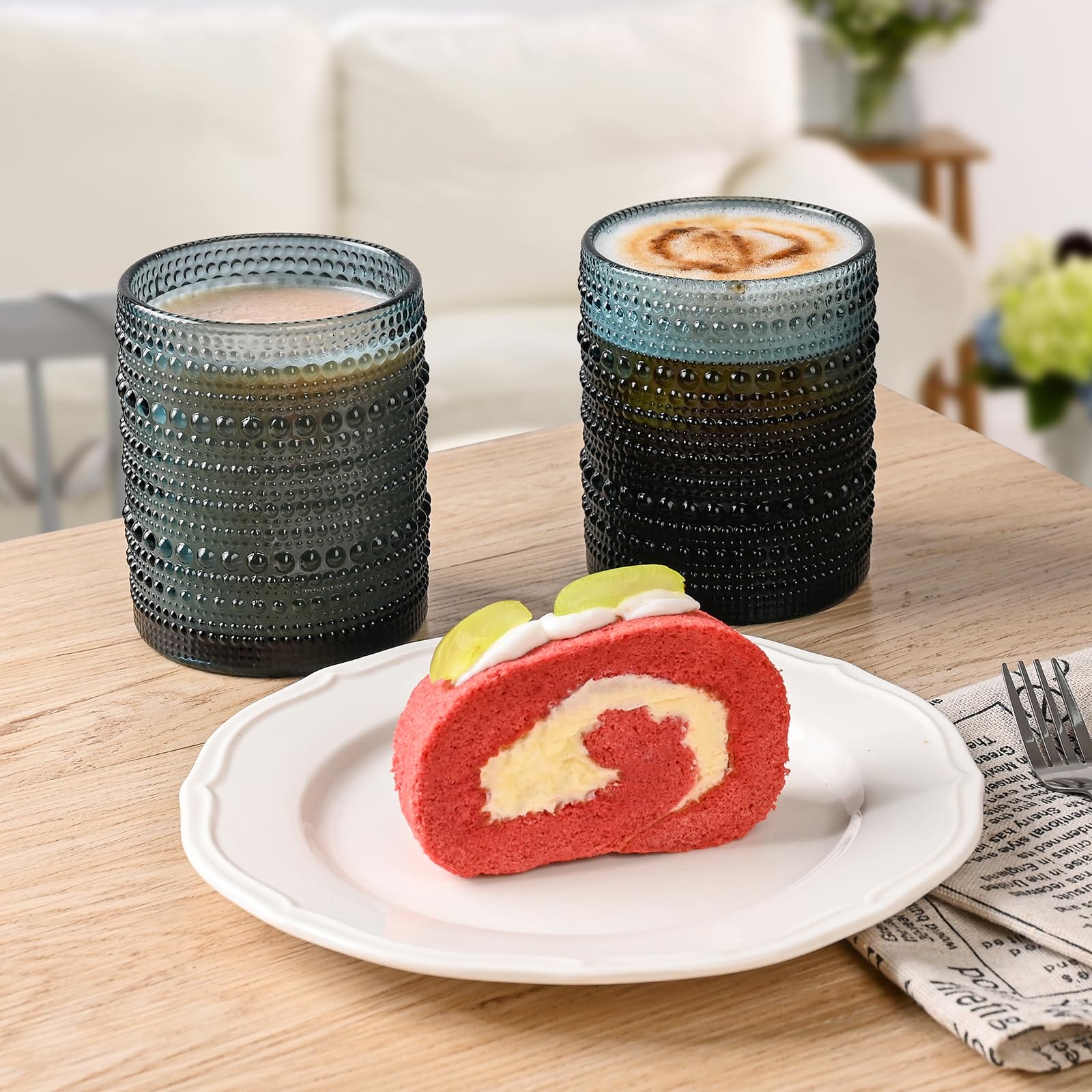 ZMOWIPDL serving setup perfect for beer, juice, or smoothies at home