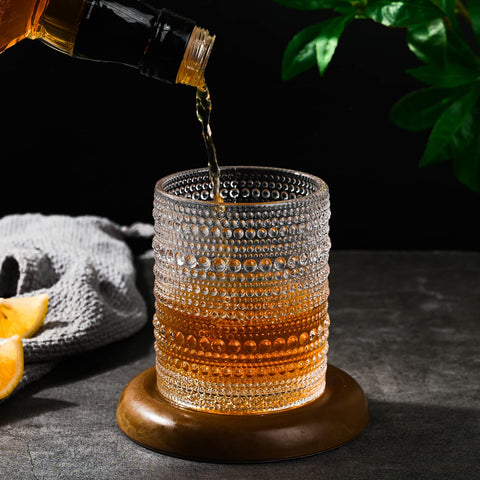 ZMOWIPDL 15oz hobnail glass offers generous capacity for cocktails.