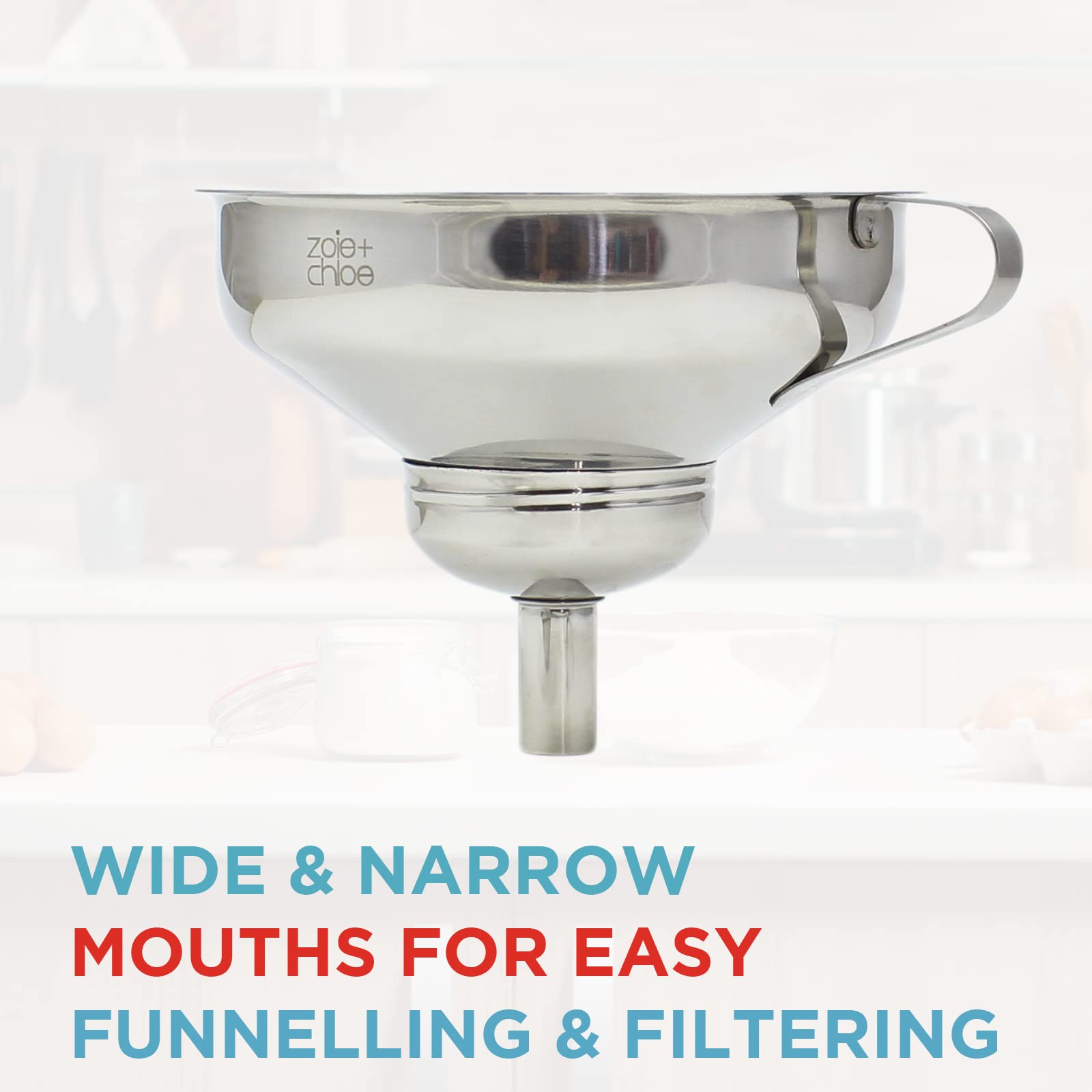 Zoie + Chloe detachable fine mesh filter traps fine particles while filtering herbs.