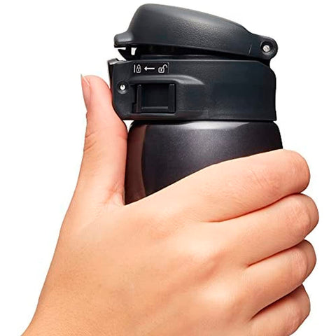 Zojirushi SM-SA48-BA mug demonstrates strong thermal performance for hot or cold drinks.