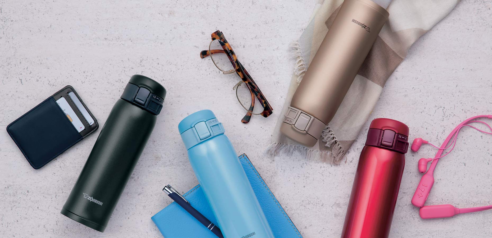 Zojirushi stainless mug interior nonstick coating aids easy cleaning.