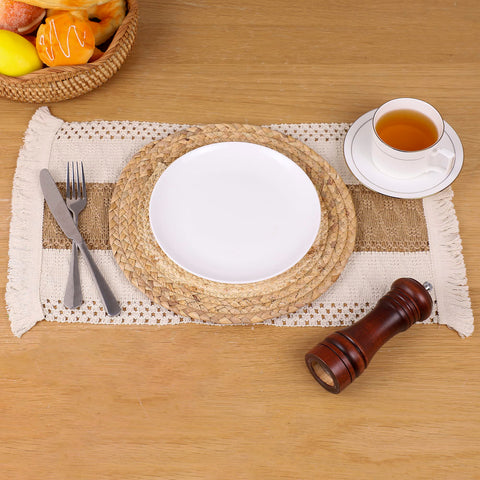 Zology placemats are easy to wipe clean and air dry.