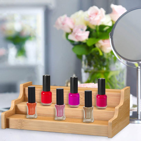 Versatile organizer for spices, vitamins, essential oils and cosmetics.