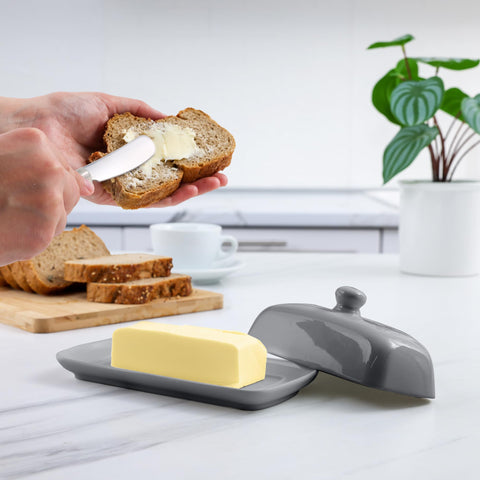 Zulay butter dish lid knob design makes lifting easy and mess-free