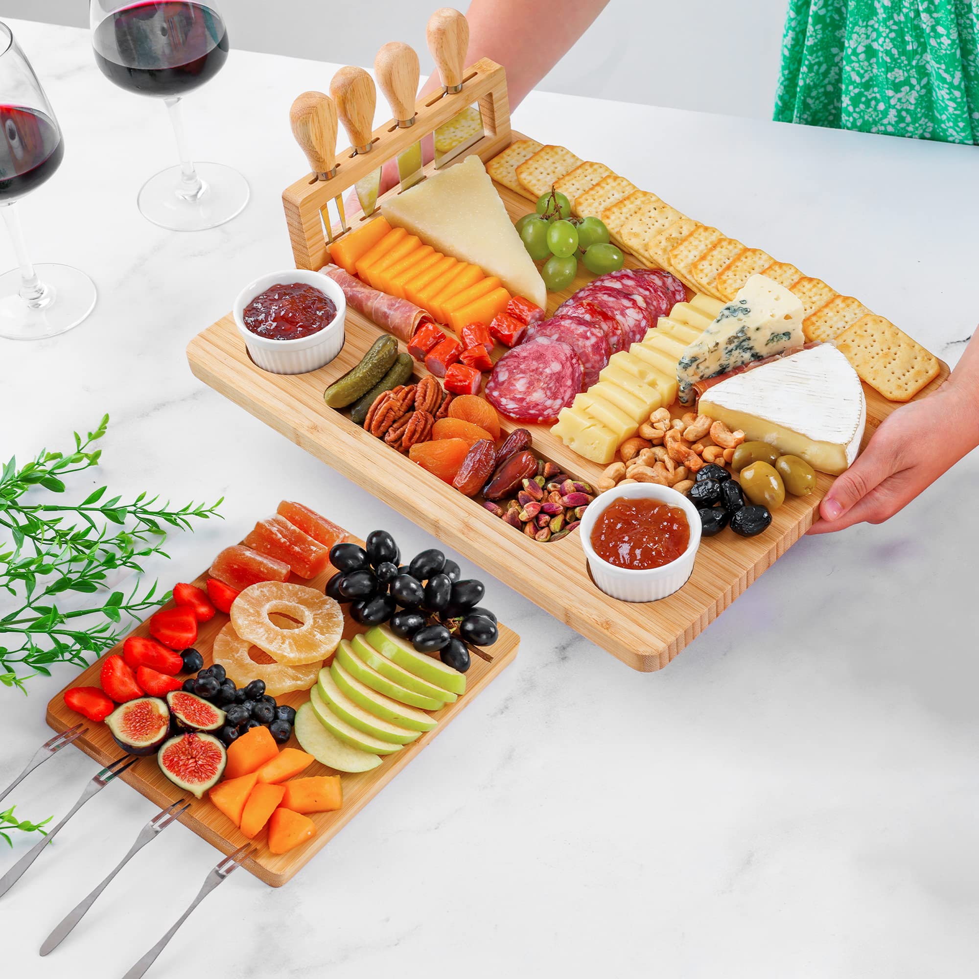 Zulay Charcuterie board ideas plate inspires stylish presentation at parties.
