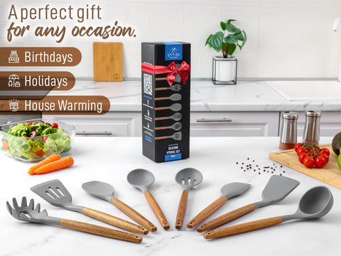Zulay Kitchen eight-piece set includes spoons, spatulas, pasta server and ladle for all tasks.