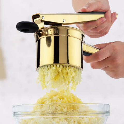 Zulay Kitchen ricer includes a hanging ring for easy storage.
