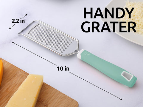 Zulay Kitchen non-slip, comfortable grip enables stable, precise grating.
