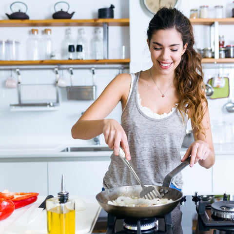 Zulay Kitchen utensil crock: convenient counter storage for your stainless set.