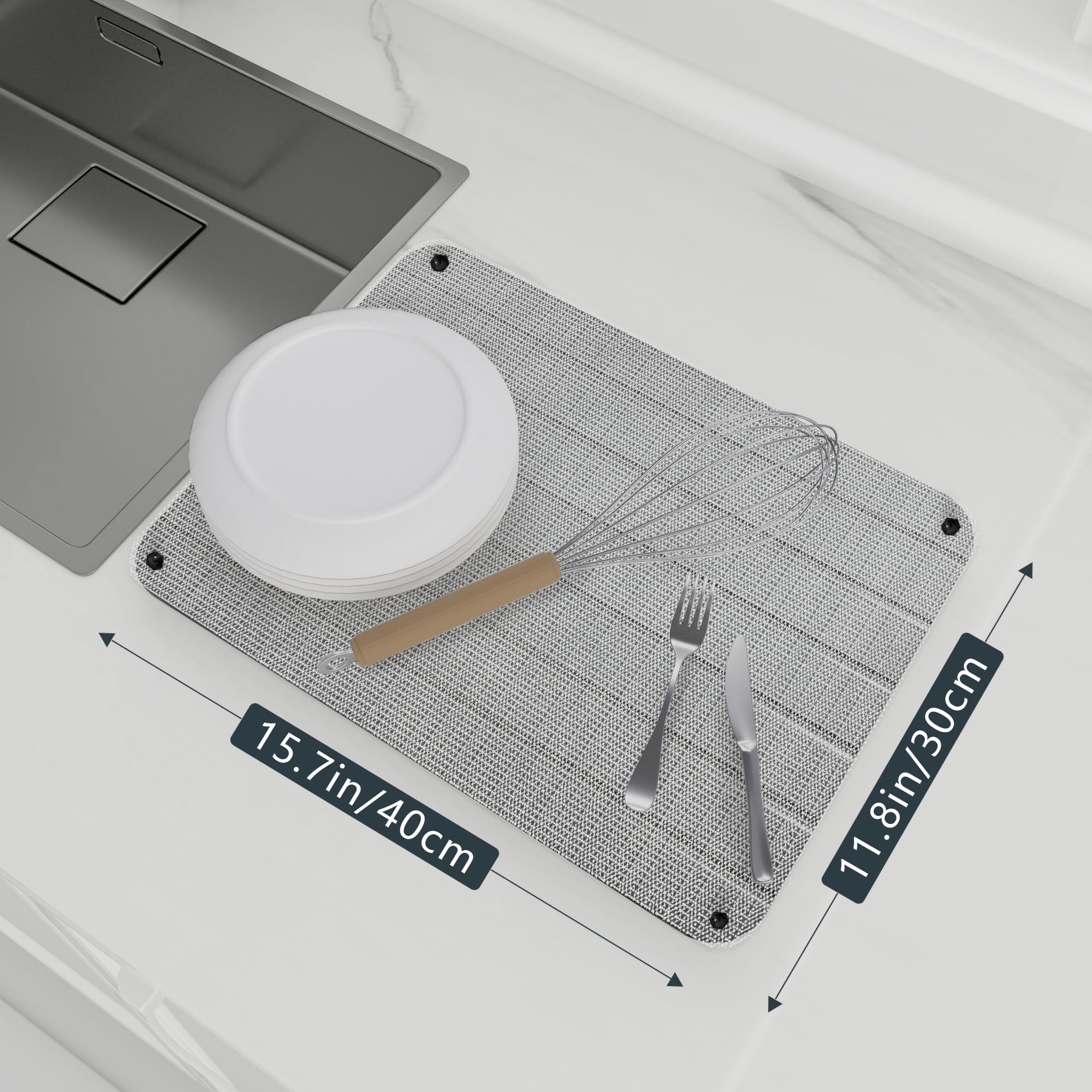 ZumenDa diatomite mat absorbs water quickly for faster drying.