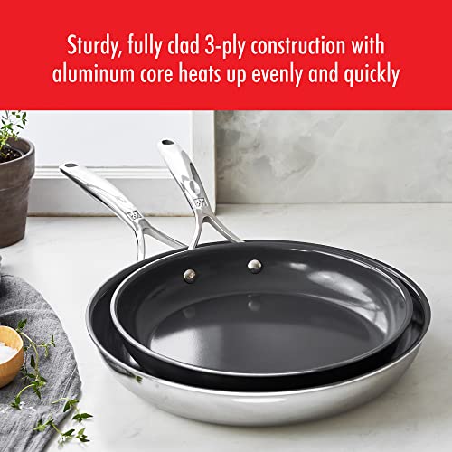 ZWILLING Energy Plus ceraforce-xtreme-coating closeup highlights long-lasting nonstick and effortless release.