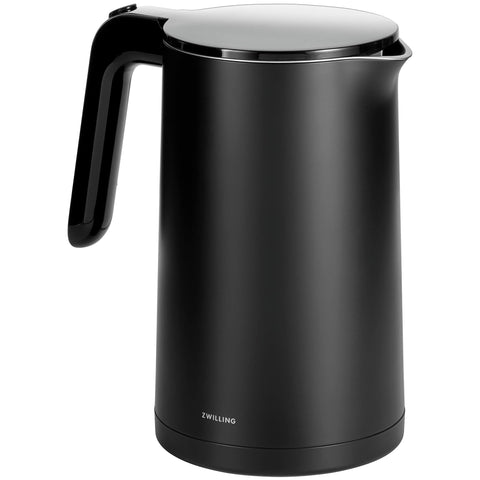 ZWILLING Enfinigy kettle with 70-degree lid opening for safer pouring.