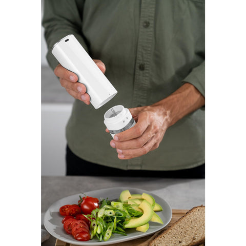 ZWILLING Enfinigy fill mechanism shows easy twist-off base for quick loading
