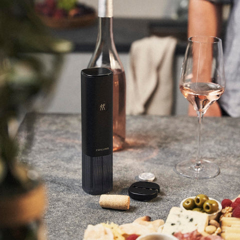 ZWILLING ENFINIGY stainless steel corkscrew ensures quick cork removal