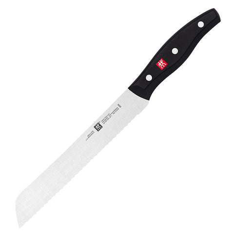 ZWILLING Twin Signature 8-inch bread knife Germany-made craftsmanship for durability.