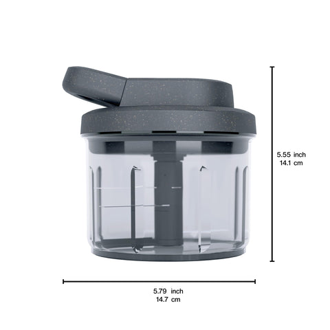 Zyliss Easy Pull slicing thickness lever for precise cuts.