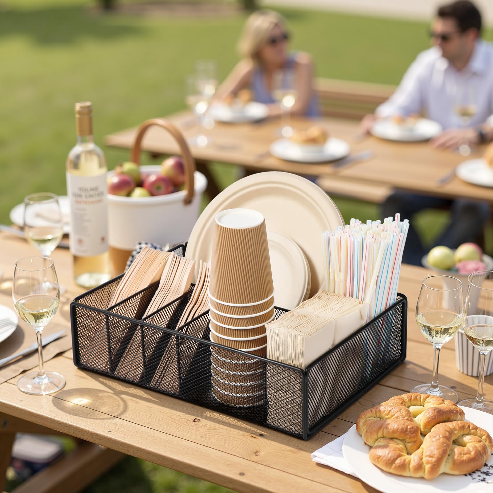 ZZDWLDHA utensil holder on table showing organized kitchen use